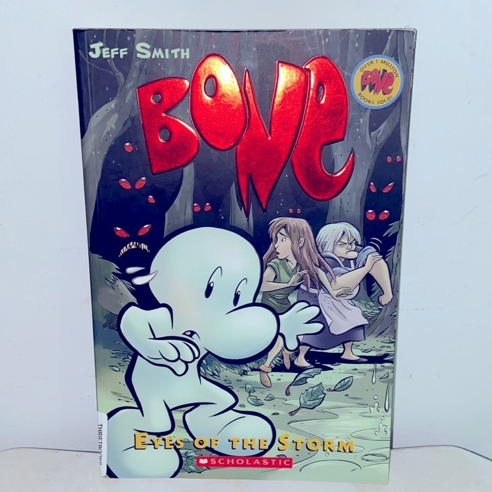 Bone 🦴 eyes of the storm ⛈ Jeff Smith 📚​​​​
